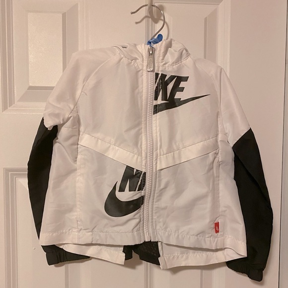Nike Other - Nike windbreaker size three toddler black and white in great used condition